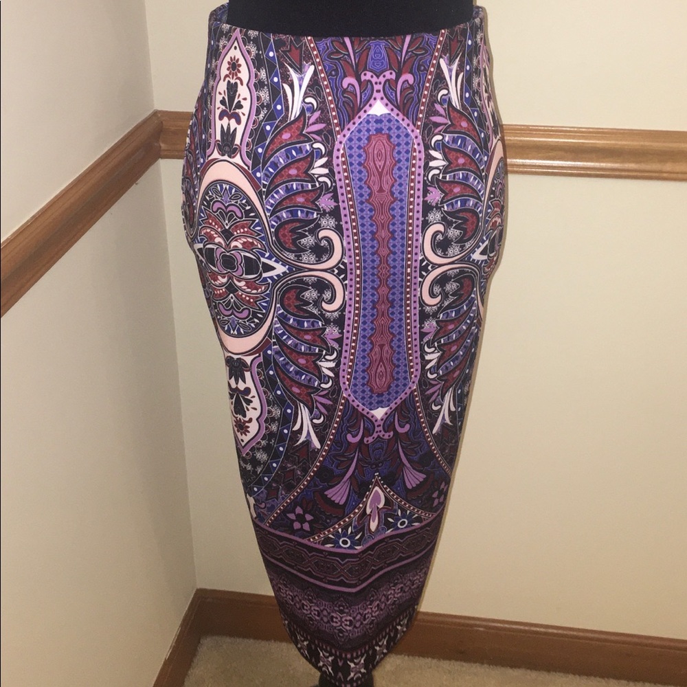 Saks fifth avenue floral printed pencil skirt